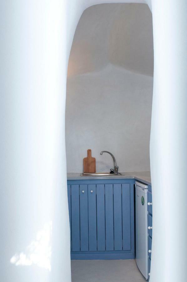Olyra Traditional Cave Houses 피르고스 외부 사진