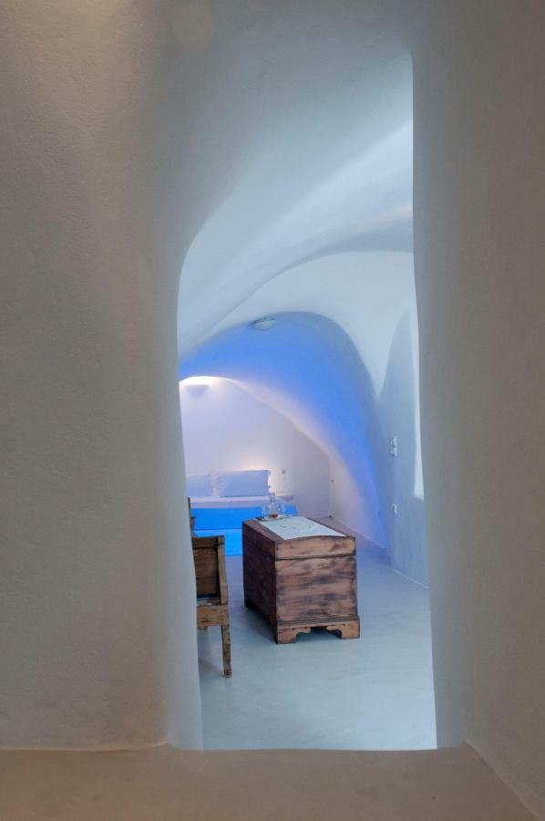Olyra Traditional Cave Houses 피르고스 외부 사진
