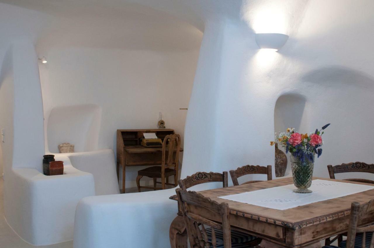 Olyra Traditional Cave Houses 피르고스 외부 사진